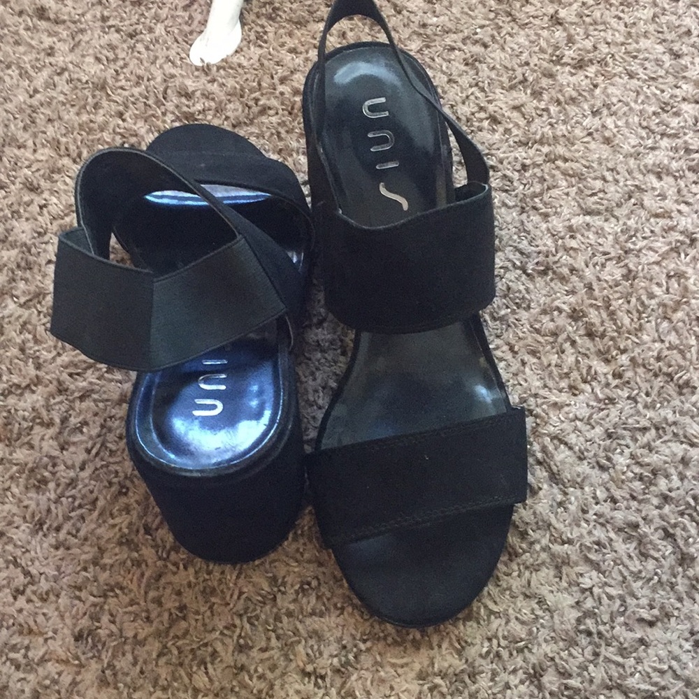 Black heels
